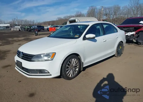 2015 Volkswagen Jetta 1.8T Se from USA, damaged, VIN 3VWD17AJ4FM317457